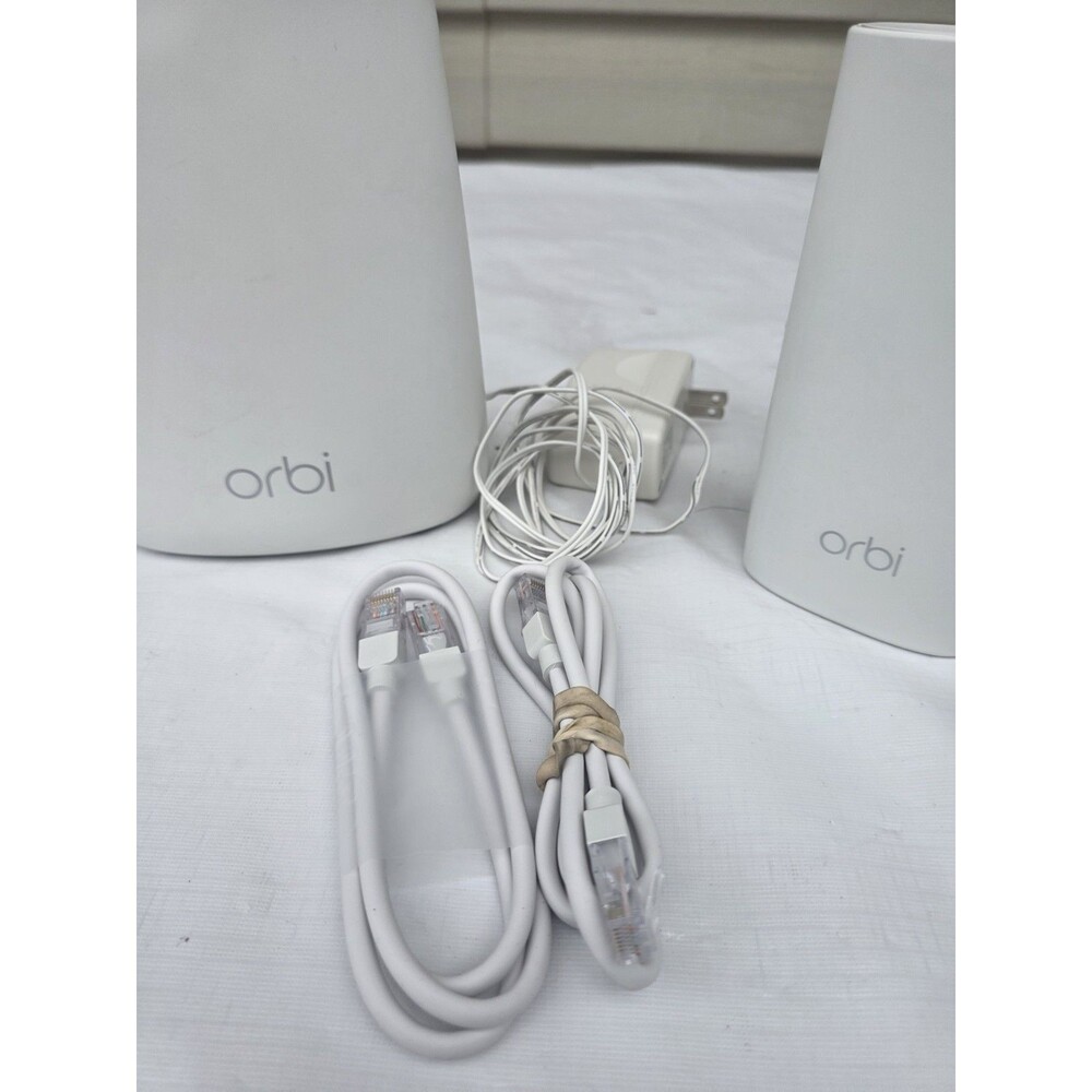 NETGEAR Orbi RBR20 Mesh Router and RBW30 Satellite Bundle w/ Power Cable - Picture 3 of 7